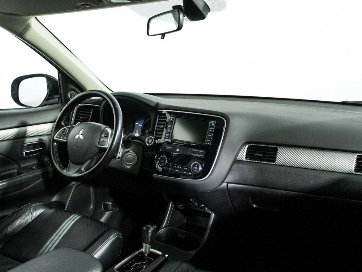 Купить Mitsubishi Outlander III Рестайлинг, 2014, 121 050 км, фото №9